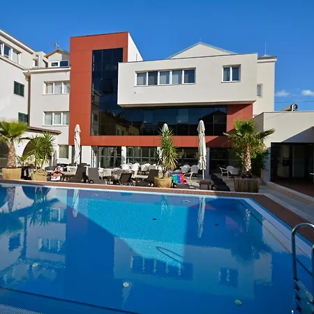 Hotel Borovnik-3