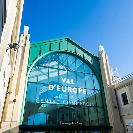 Staycity Aparthotels Near Disneyland Paris-3