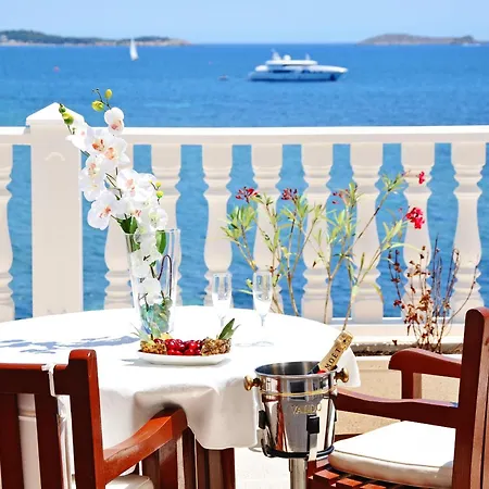 Grand Hotel Palladium Santa Eulalia Del Rio-2