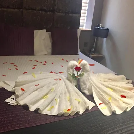 Homestay Hotel Heathrow-2