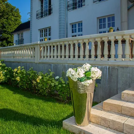 The Starnbergsee Hideaway-2