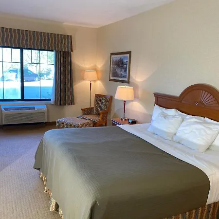 Red Coach Inn & Suites-2