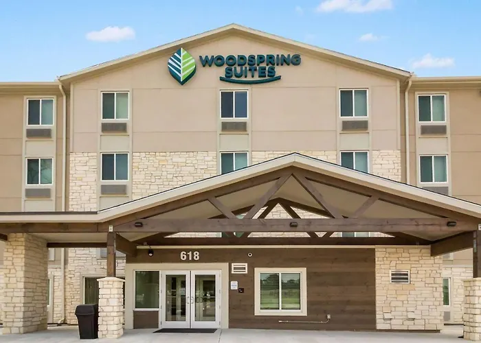 Woodspring Suites Lake Jackson