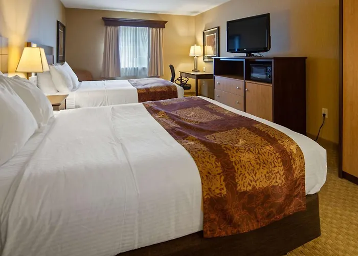 Crandon Inn & Suites