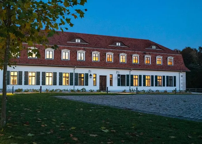 Gut Sarnow - Hotel Und Restaurant