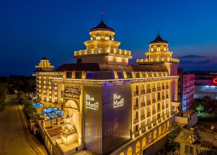 Blue Marlin Deluxe Spa & Resort Konaklı