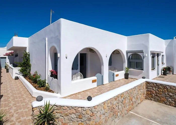 Beach Houses Santorini