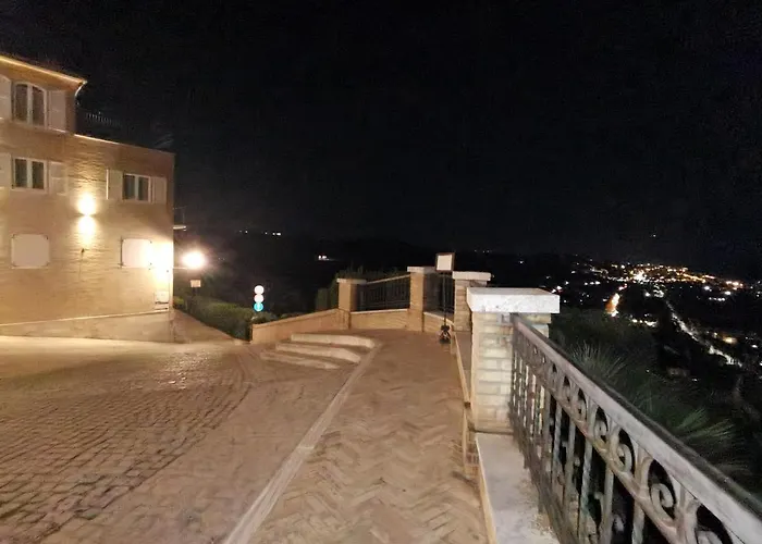 La Casa Di Torre Di Palme