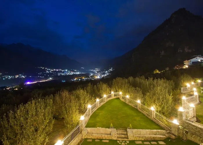 The White Stone Resort