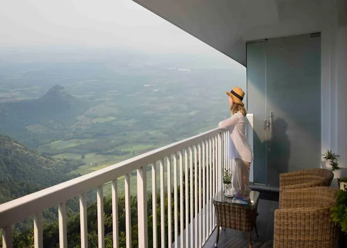 Hills & Hues Hotel Kumily