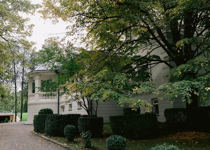 Vazisubani Estate Hotel