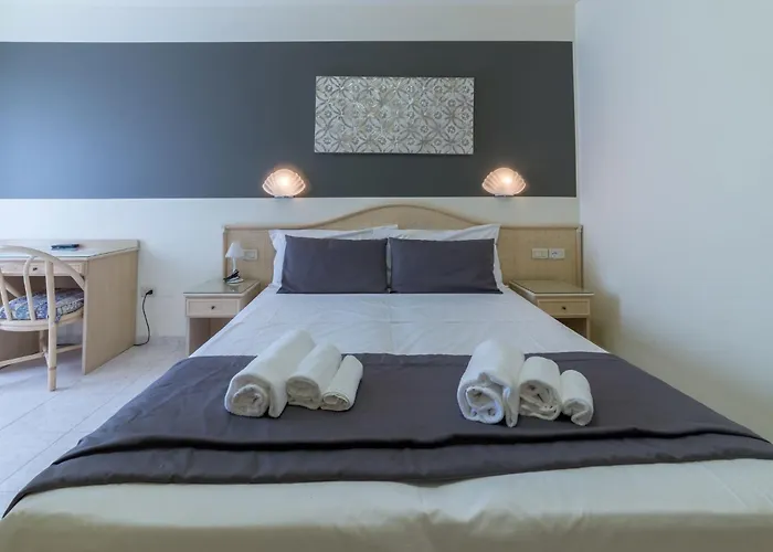 Hotel Airone