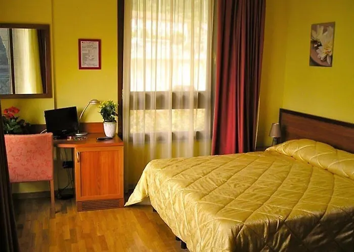 Hotel Palas Bruzolo