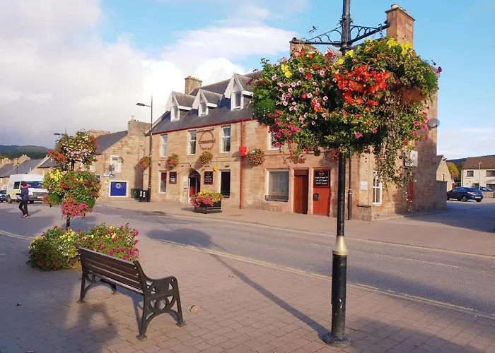 Commercial Hotel