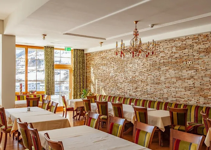 Harmony Hotel Harfenwirt