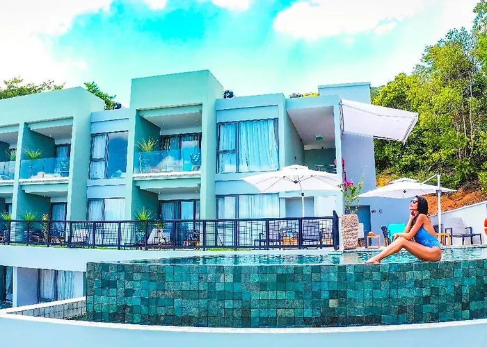 Aqua Boutique Hotel- Secluded Ocean View Suites & Infinity Pool