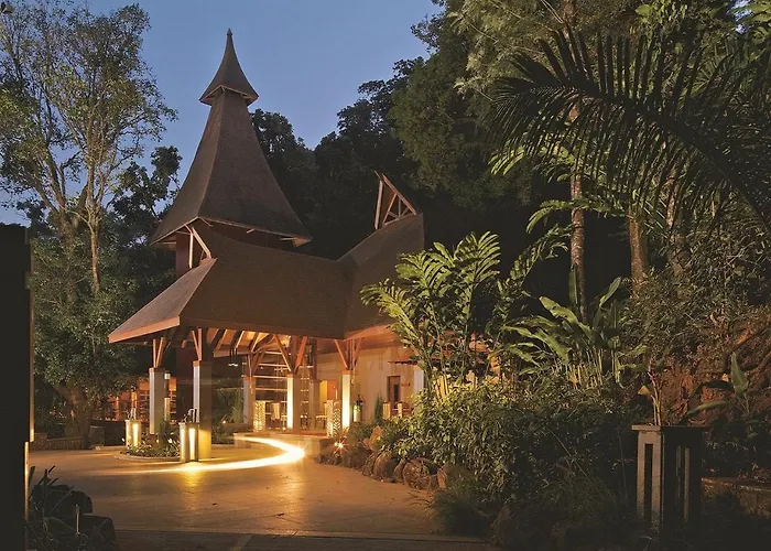The Tamara Coorg Hotel Kakkabe