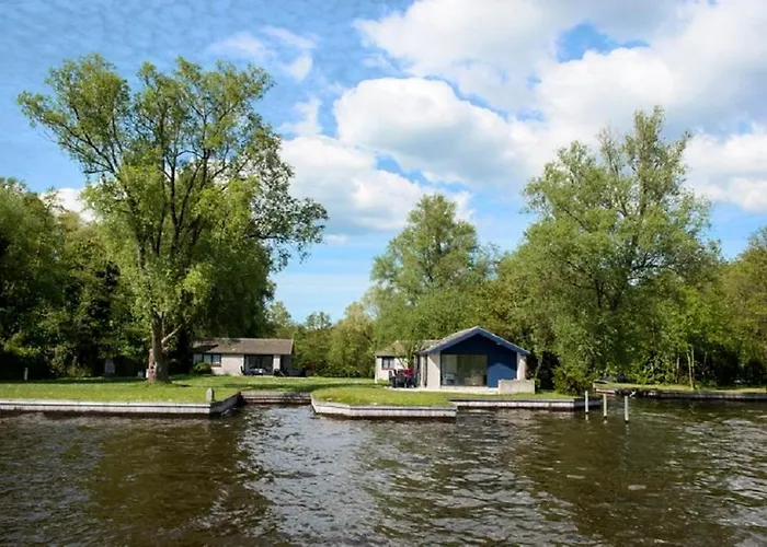 Bungalow Op Eiland