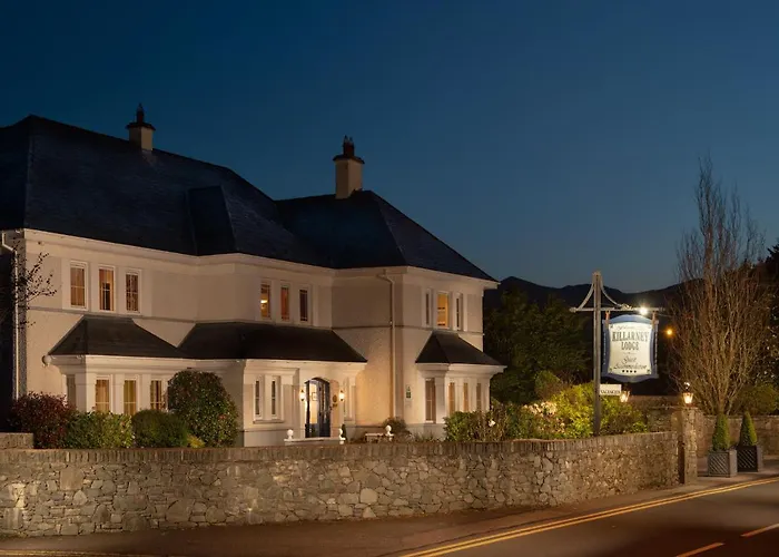 Killarney Lodge