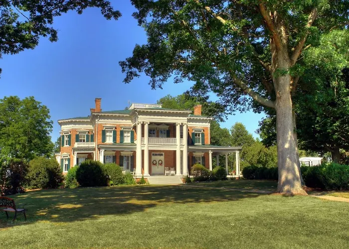Rockwood Manor Bed & Breakfast