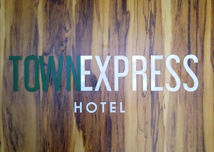 Hotel Town Express