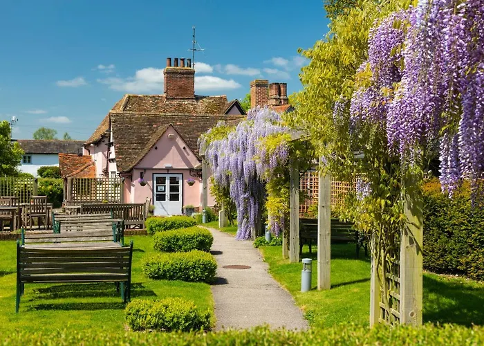 The Red Lion Hinxton