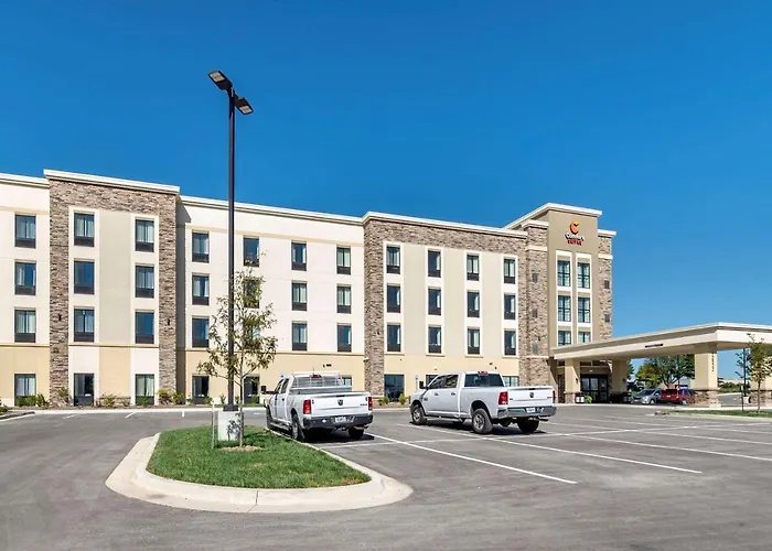 Comfort Suites Grandview - Kansas City