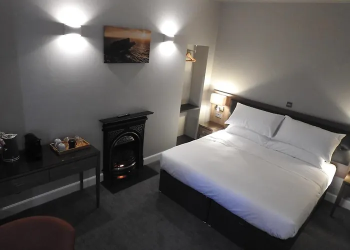 House Of Juniper - The Manse Hotel Broadford 