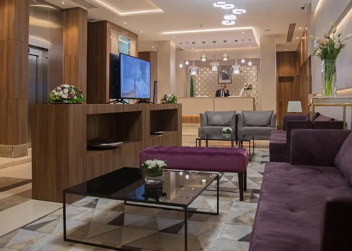 Lamaraz Hotels