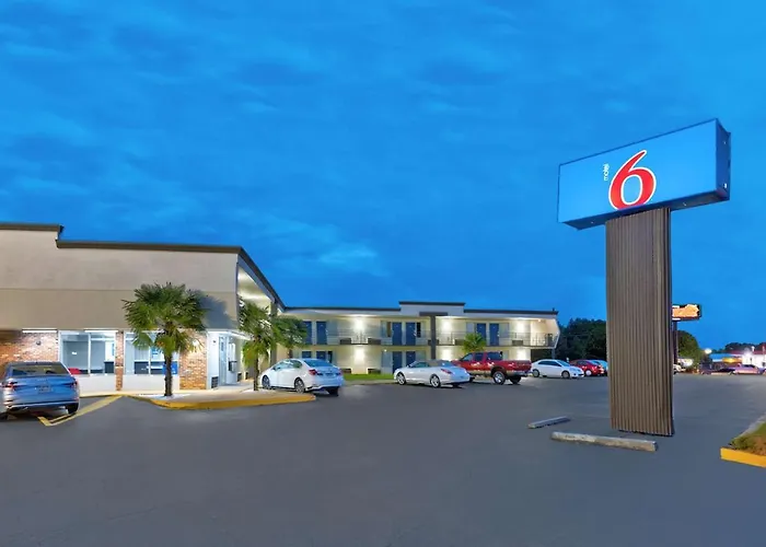 Motel 6 Mcdonough, Ga