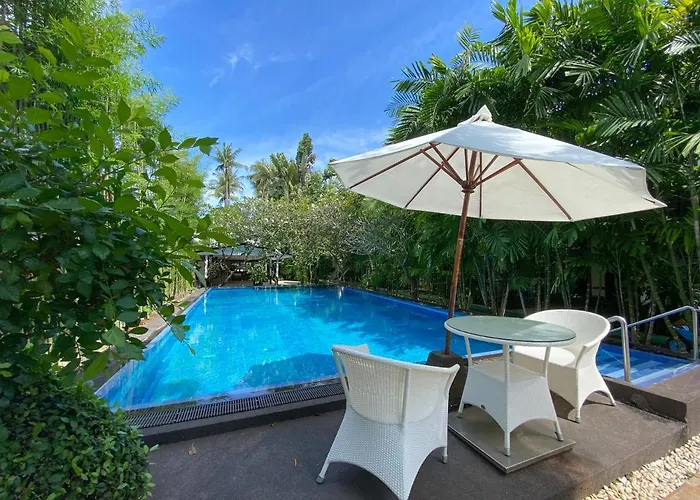 Lokal Phuket "Former K-Hotel" - Sha Extra Plus