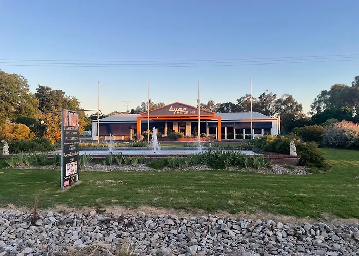 Byer Fountain Motor Inn