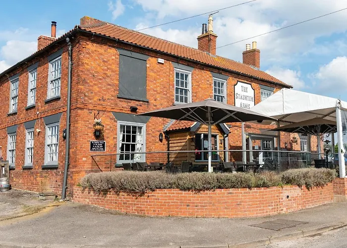 Staunton Arms