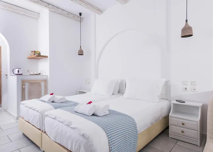 Cycladic Islands & Spa