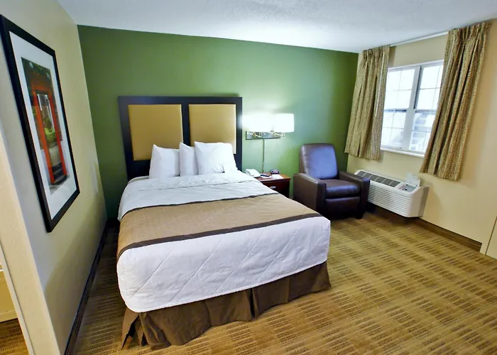 Extended Stay America Suites - St Louis - Westport - E Lackland Rd
