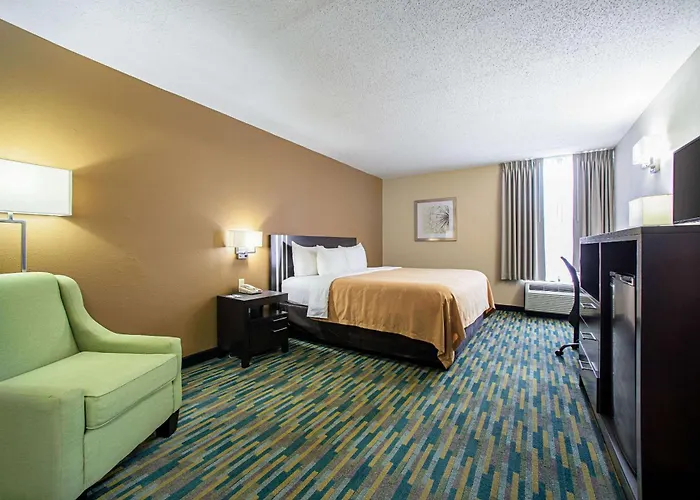 Quality Inn Near Six Flags St. Louis Pacific