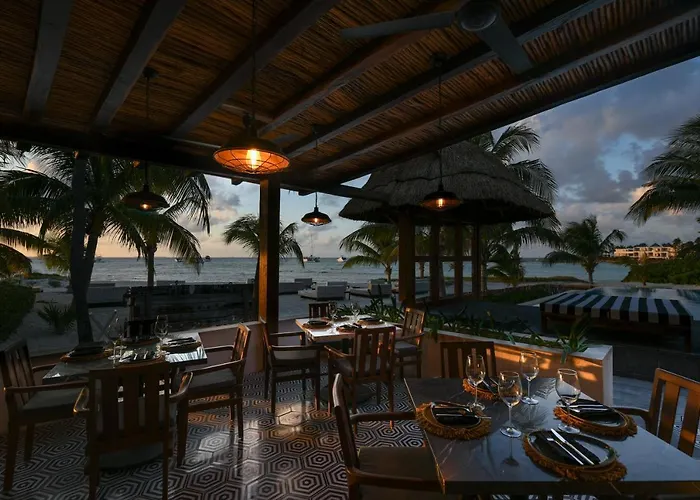 Casa Del Jaguar Beach Hotel Isla Mujeres