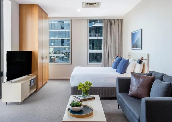 Oaks Melbourne On Market Hotel