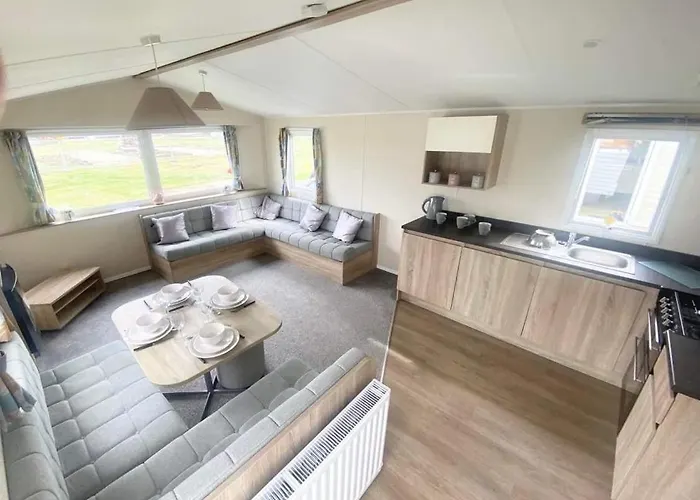 Cw77 St Osyth Beach Holiday Park