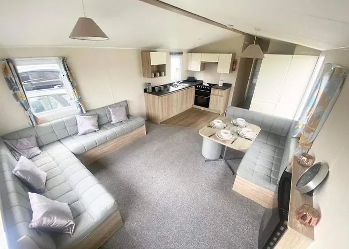 Cw77 St Osyth Beach Holiday Park