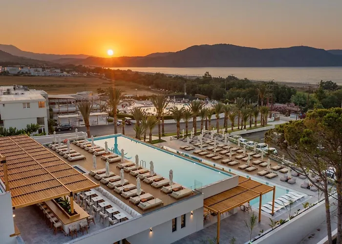 Georgioupolis Suites & Aqua Park Asprouliánoi