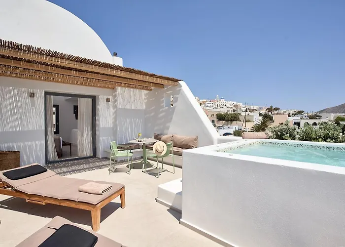 Alleys All-Suite Hotel & Spa Pýrgos