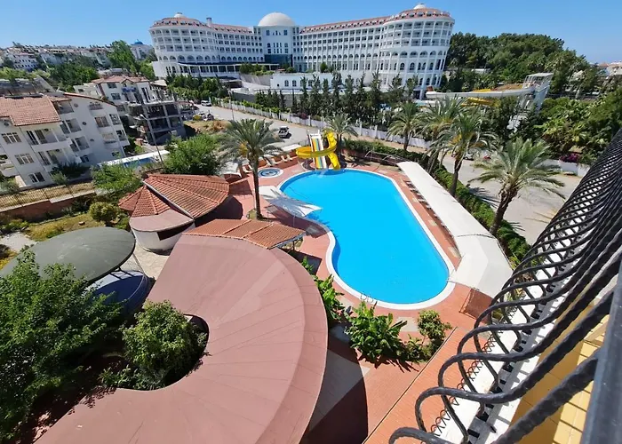 Side Palm D'Or Hotel