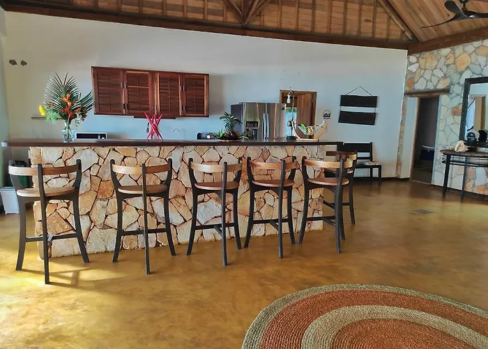 Eden Lodge Madirokely 