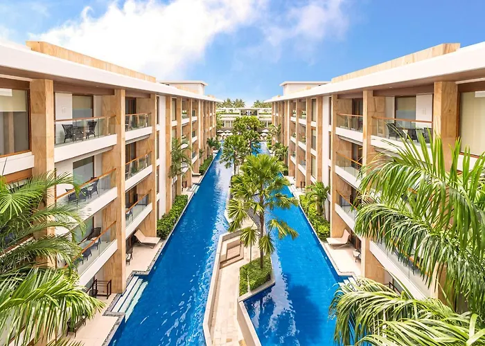 Henann Crystal Sands Resort Balabag 