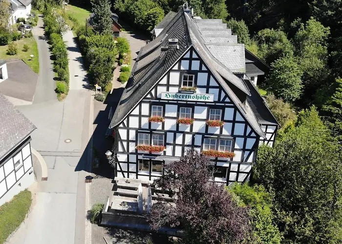 Hotel&Gasthof Hubertushöhe - Ihr Hotel für Urlaub mit Hund