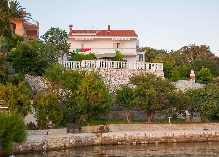 Apartments And Rooms By The Sea Supetarska Draga - Gonar, Rab - 16761