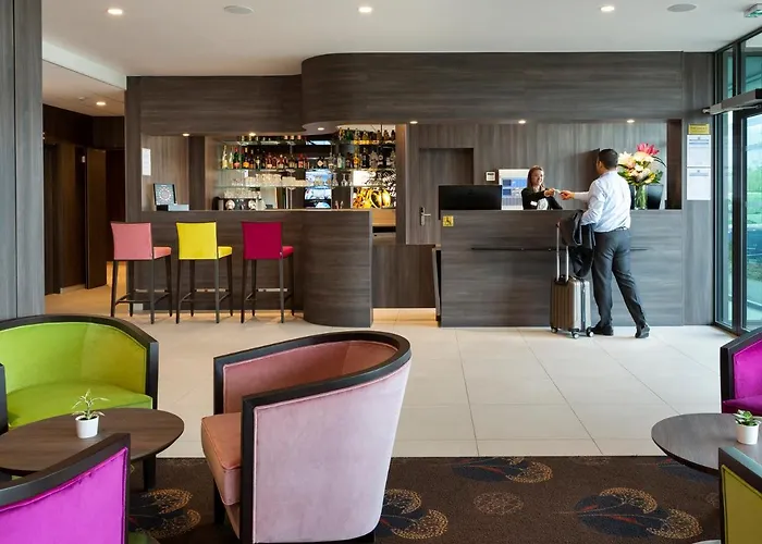 Hotel Roi Soleil Prestige Plaisir - St Quentin