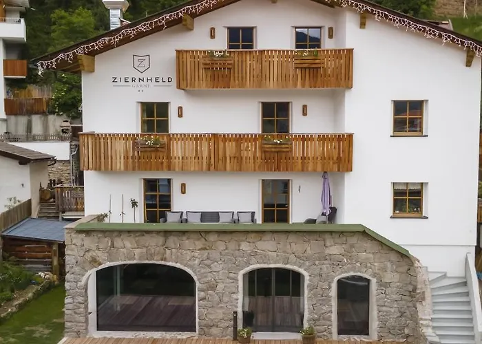 Garni Ziernheld