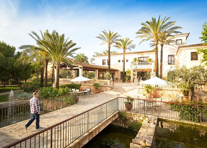 Robinson Cala Serena